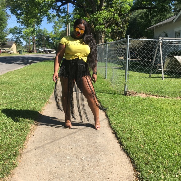 Black fringe denim shorts - Picture 1 of 3